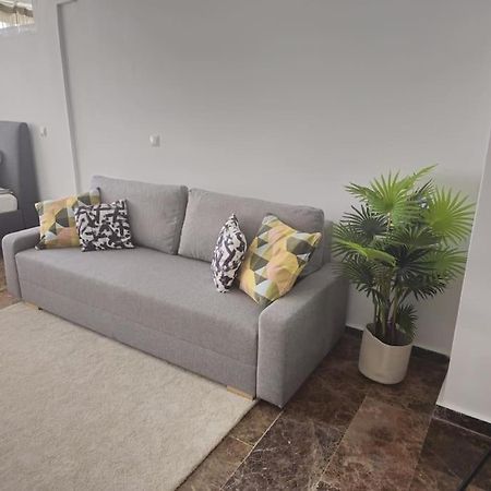 Tao City Center Apartment With Fee Wifi And Air Con By Namaste Elite Torremolinos Bagian luar foto